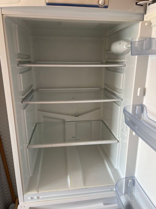 Продается Холодильник