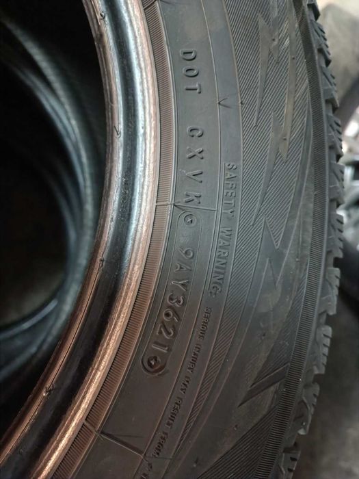 Зимни гуми Toyo 235/65/18 Dot 3621