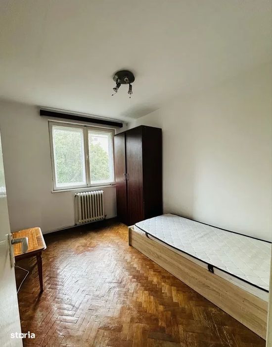 Apartament 4 camere,  Gheorgheni, 70 mp utili