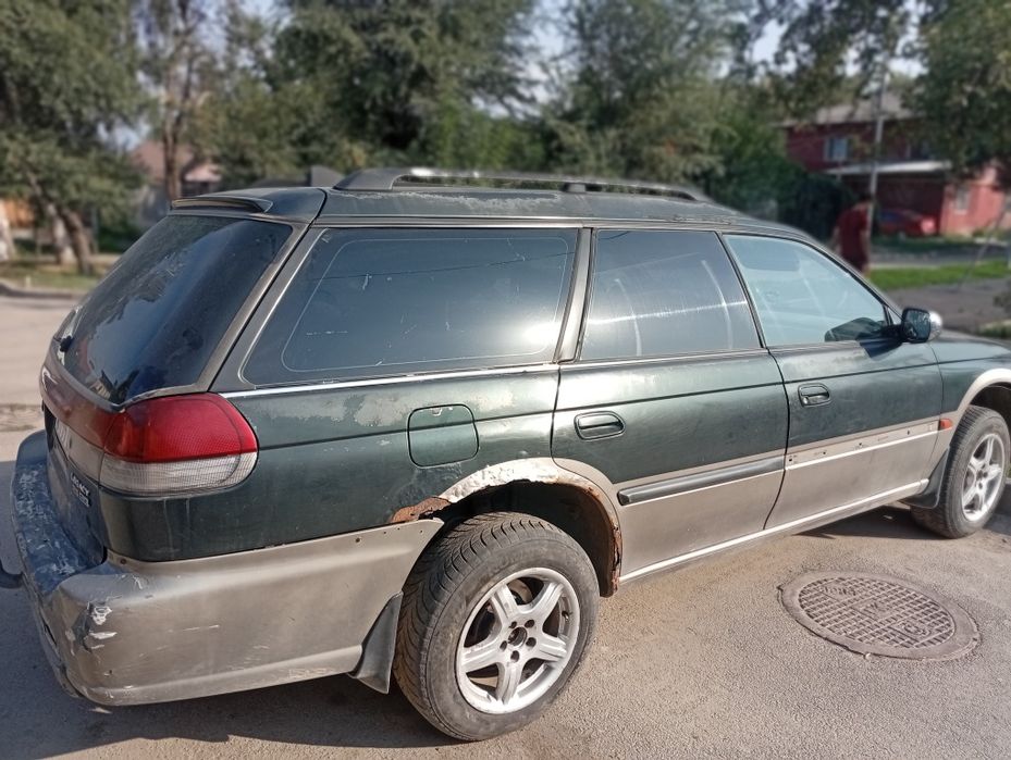 Продам subaru outback 1998 года универсал,