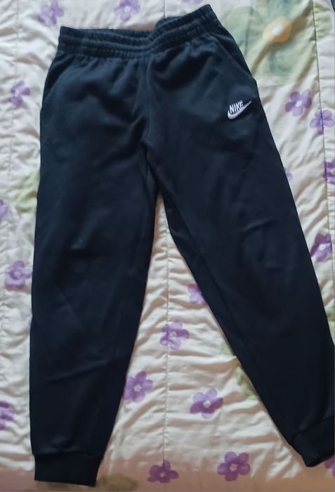 Екип Nike tech  20 евро