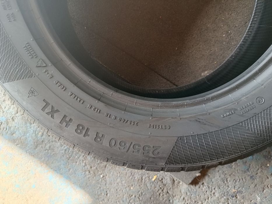 255 60 18 m+s Continental