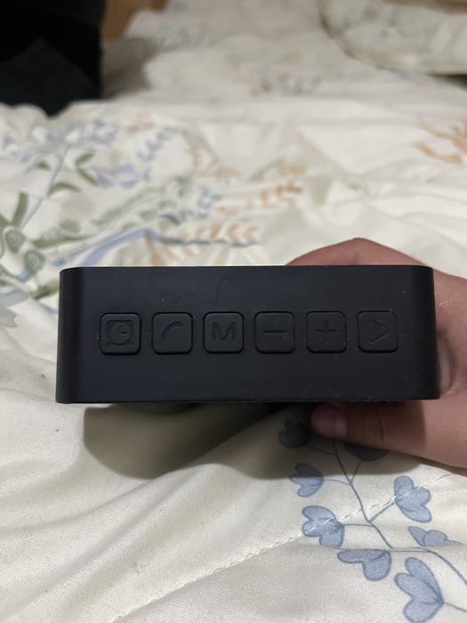Boxa cu ceas si alarma