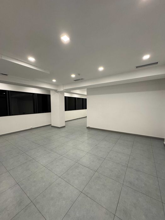 Сдаётся в аренду помещение под офис на Ц-1.