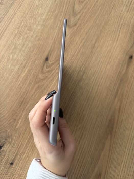 Ebook Amazon Kindle Oasis 10th gen + husa