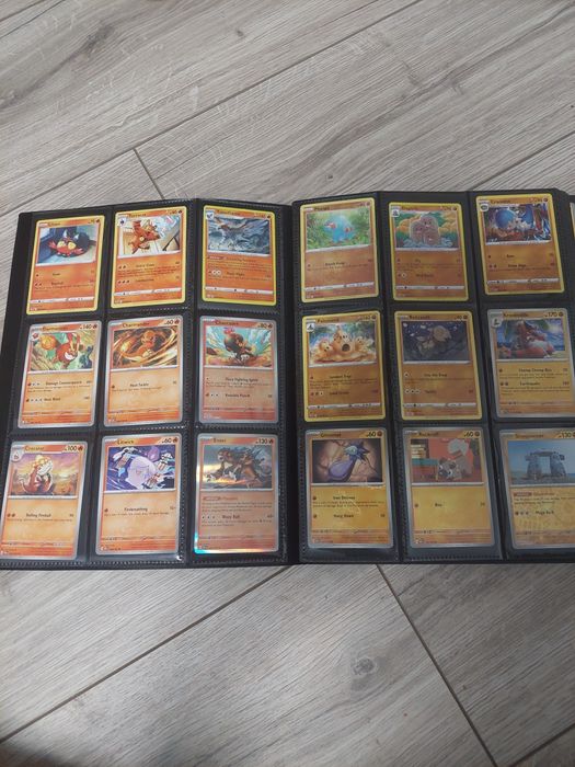 Album carti Pokemon