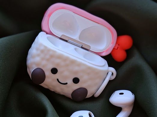 AirPods 4 with ANC с активна шумоизолация