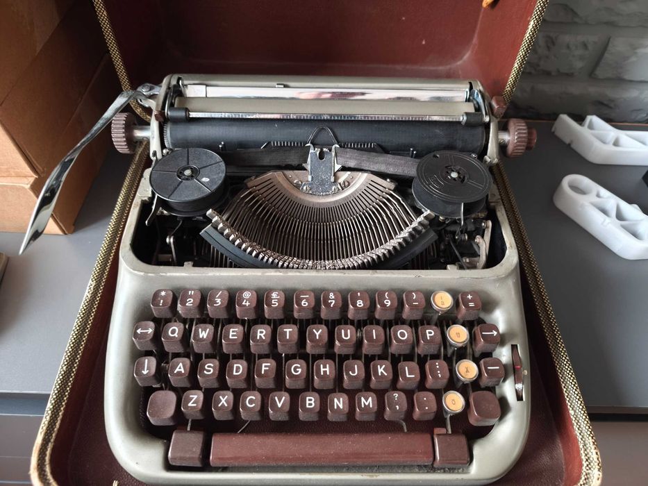 Печатная машинка Optima Elite 3 1960