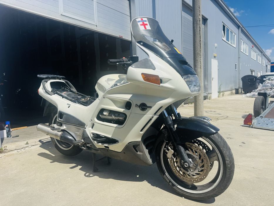 Honda PanEuropean  ST1100 ABS TCS pentru piese sau dezmembrat