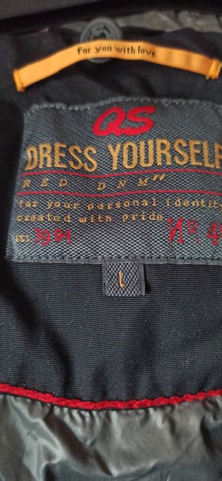 Oferta geaca dama mărime potrivită pt  M, L calitativa fără def