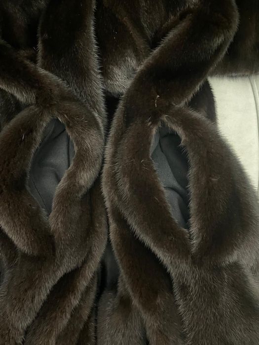Продам шубу норковую