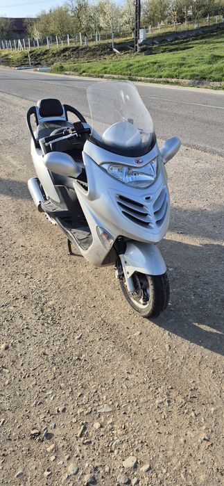 Vând kymco 125cc