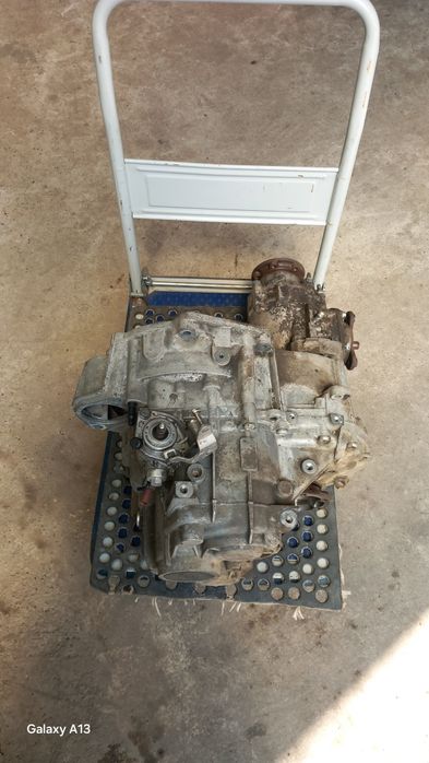 Cutie viteze4x4 vw Golf 5 passat touran..19 TDI