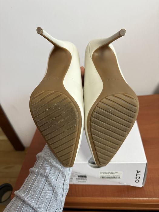 Pantofi de piele Aldo, marimea 37,5