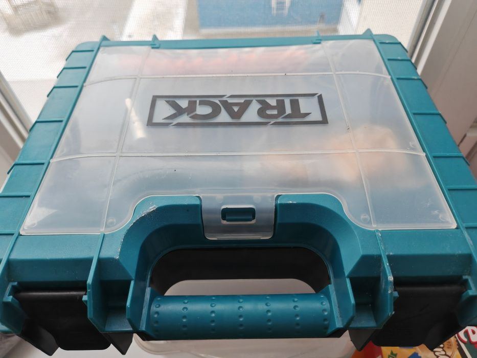 Шуруповерт перфоратор и валик