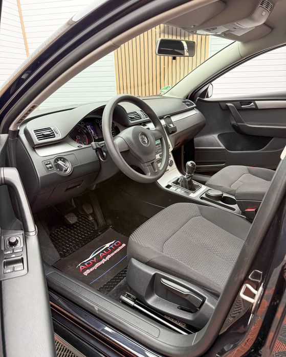 VW PASSAT 2,0 TDI . Rar+Itp ( la cerere ) Garantie 12 luni . Buy-Back . Test-Drive