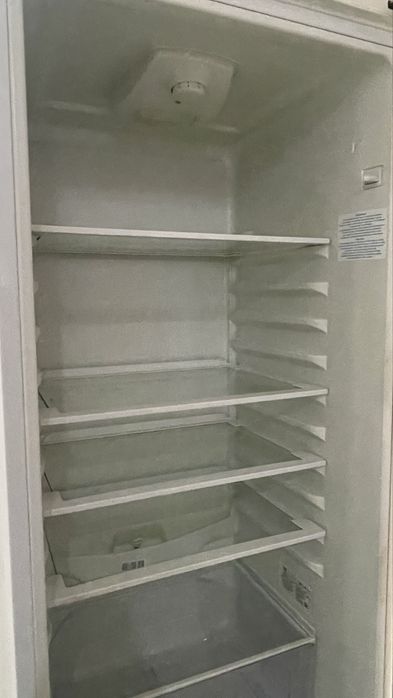 Срочно! Продам холодильник beko