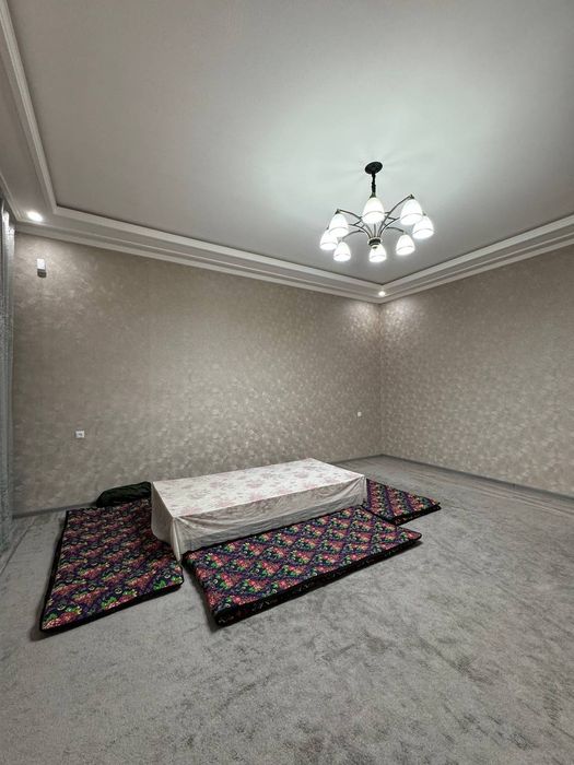 Dacha sotiladi 6 sotix, 3ta spalnya,zal,hol,yozgi qishku oshxona