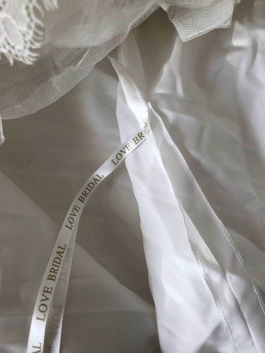 Свадебное платье в отличном состоянии