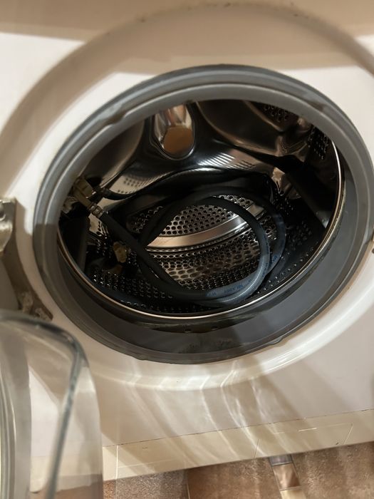 Продаю стиральную машинку