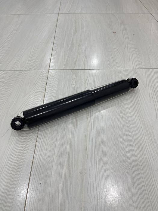 Задний амортизатор Isuzu D-max