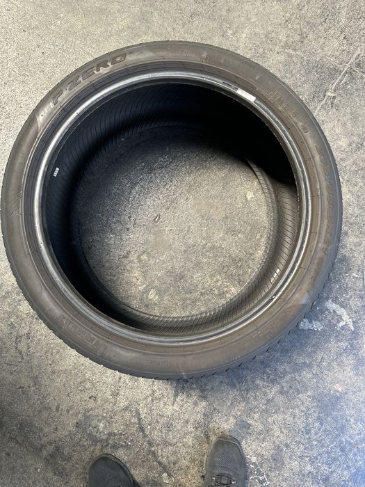 295/35/21 Pirelli