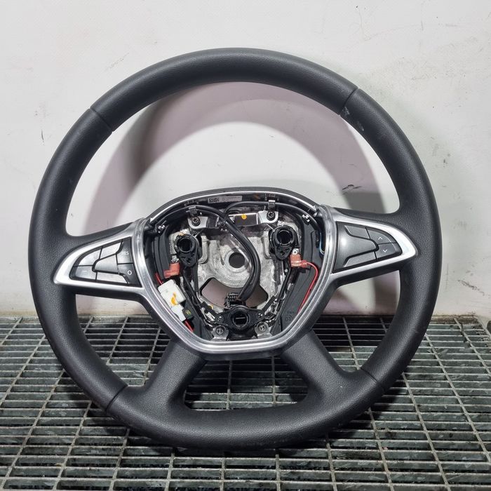 Volan Dacia Duster II 2018 - 2021 (1584) Garantie
