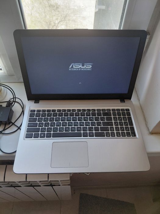 ASUS ноутбук продам