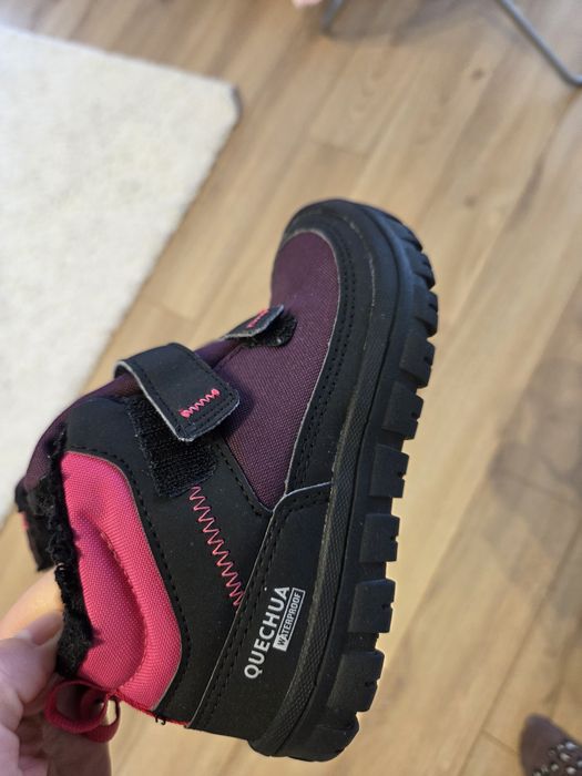 Ghete fetite mărimea 27