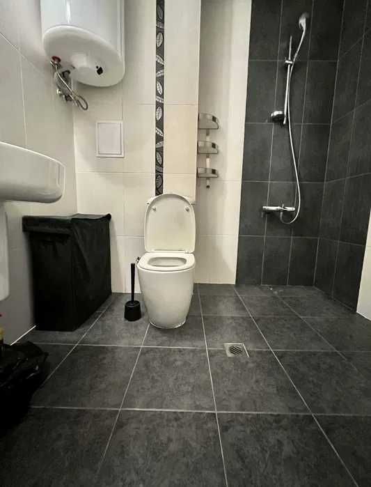 Дава се под наем Двустаен апартамент в София, Център - 64 кв.м за 460 € - Снимка #1