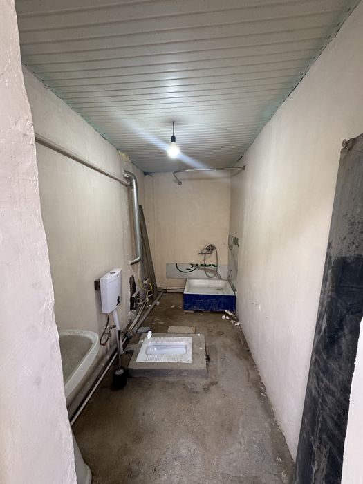 Уй арендага Парвоз махалласи