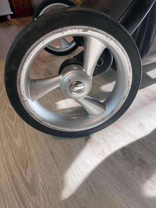 Бебешка количка MIMA