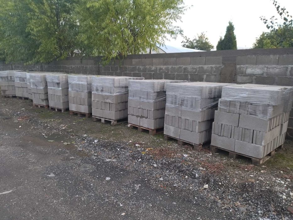 Бетонни тухли 15х20х40