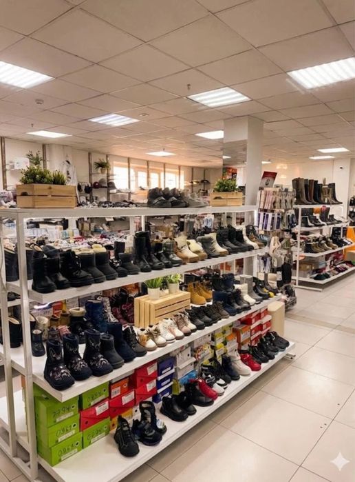 продам витрину, центральный стеллаж