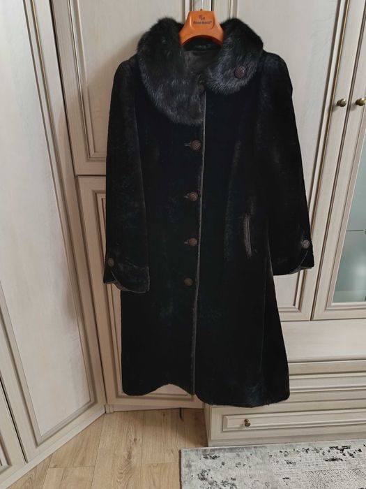 Шуба женская мутон