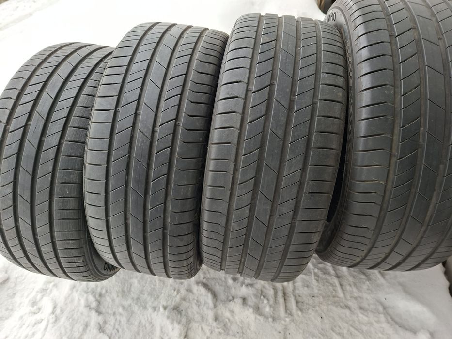 Продам шины. 255/45/20 кумхо экстра.