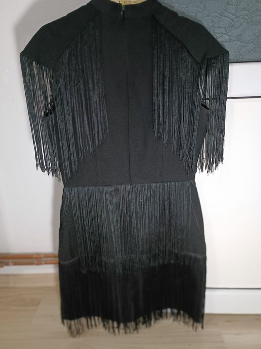 Rochie eleganta cu franjuri