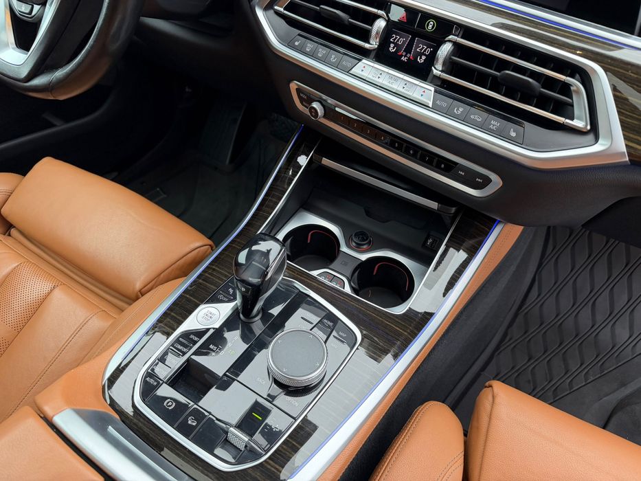 Bmw X5 2020 4.0i. INDIVIDUAL•Suspensie•Soft Close•Laser•Sky•Variante