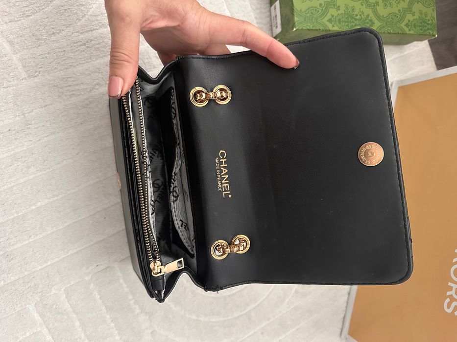 Модерни дамски чанти , Chanel,YSL,Bershka