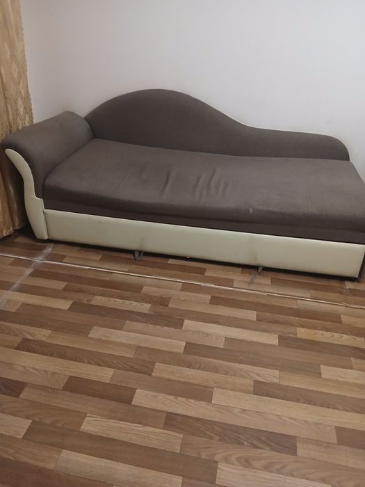 Диван,  шкаф купе, тумба
