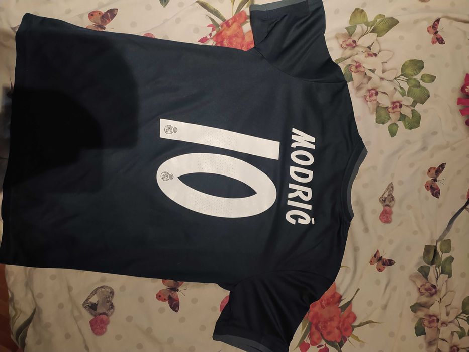 Тениска на Лука Модрич Реал Мадрид