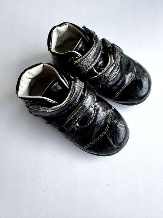 Ботиночки детские 22-23 размер