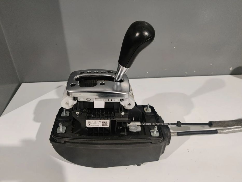 Maneta Schimbator viteze Timonerie cutie automata Seat Exeo Audi A4 B7 8E1713041AQ / 8E1713111AA