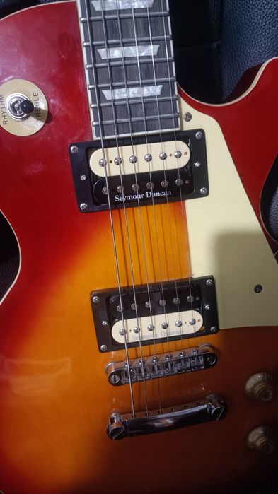 Les Paul  фирмы Smiger
