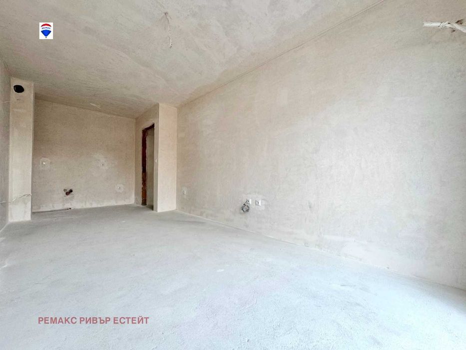 Продава се Двустаен апартамент в Русе, Широк център - 72 кв.м за 758 €/кв.м - Снимка #3