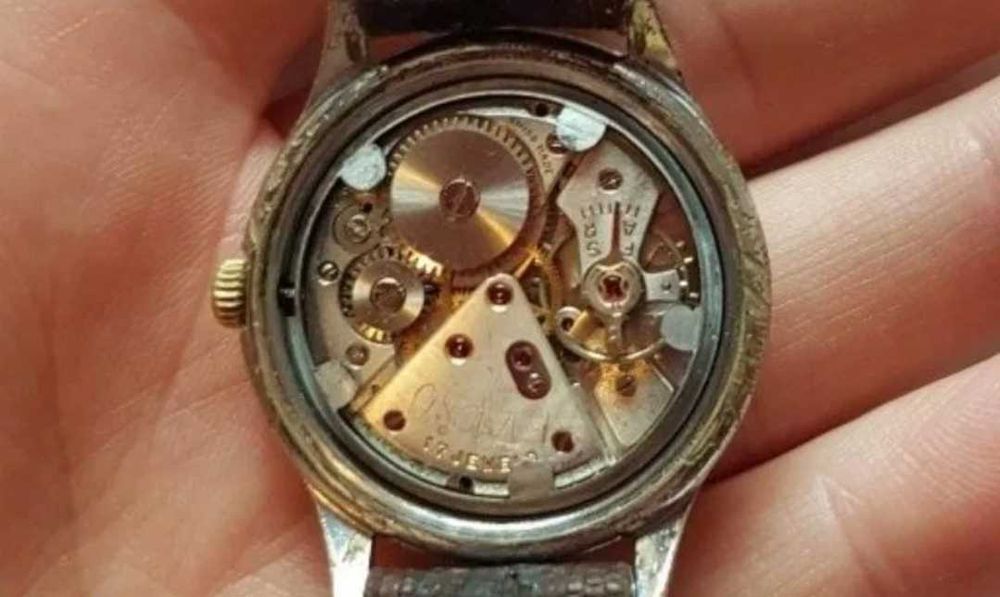 Avalon precision incabloc 17 jewels swiss made