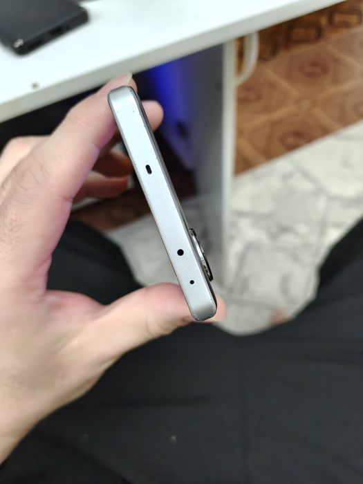 Продаётся Realme GT6T 256gb