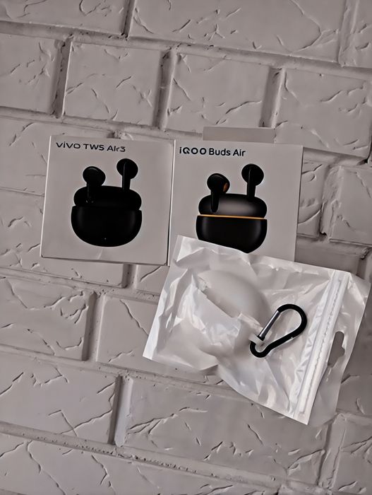 Смартфон+ планшет+ 2 наушника