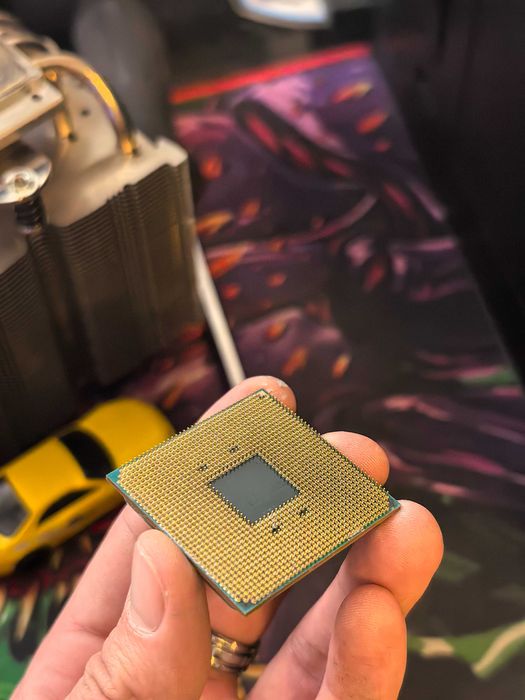 Процесор AMD Athlon 3000G