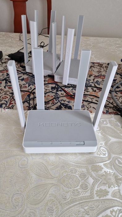 Wi-Fi роутер Keenetic Extra KN-1713 (б/у)